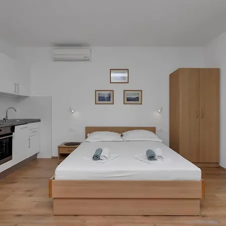 Mali Janko,ahipara Podgora (Split-Dalmatia)