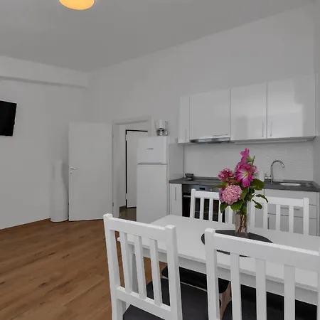 Mali Janko,ahipara Apartamento